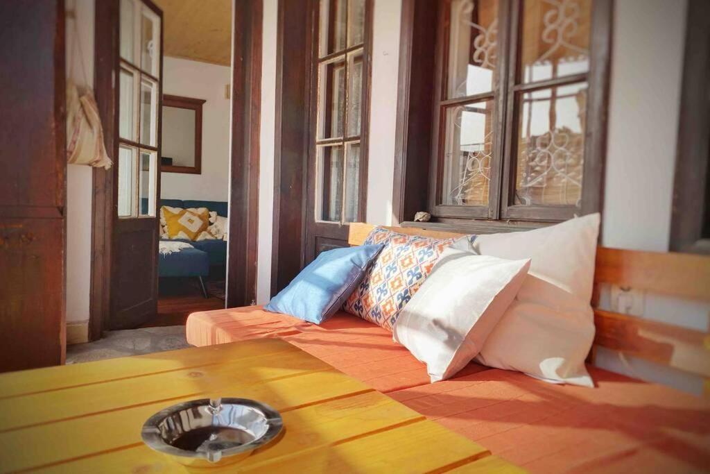 The Secret Lodge- New With Private Garage, Entire House Wielkie Tyrnowo Zewnętrze zdjęcie